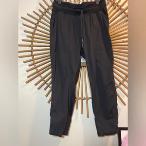 Lululemon Dance Studio Mid-Rise Cropped Black Pants Athleisure Adjustable Sporty thumbnail 4