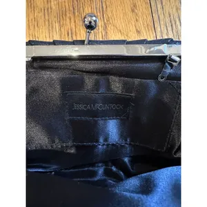 Jessica Mcclintock Black Clutch With Kisslock Clasp Guc thumbnail 4