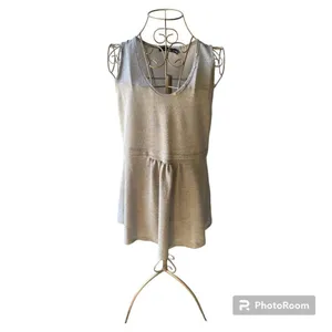 Doe & Rae Grey Sleeveless Tank Top Button Detail Size Small Casual Neutral thumbnail 2