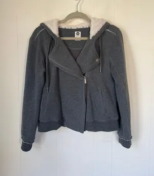 Roxy grey hooded zip up Peacoat style jacket Sherpa lined Women’s size medium thumbnail 5