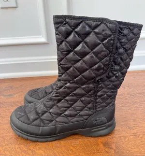 The North Face Womens Thermoball Pull On Boots Black Sz 9 Faux Fur Lining thumbnail 1