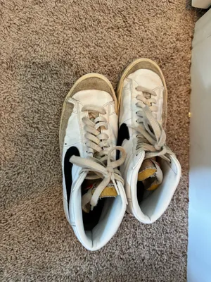 Nike Blazer Mid 77 Women’s 8.5 thumbnail 6