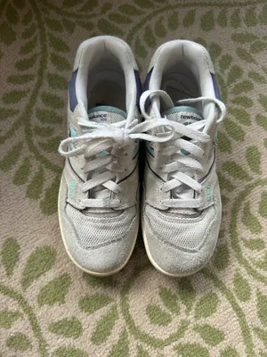 New Balance Shoes Women’s thumbnail 2