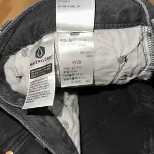 Levi’s Black Distressed Denim Shorts thumbnail 3