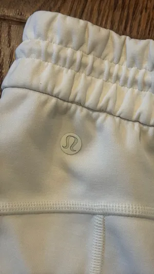Lululemon Softstream Shorts thumbnail 4