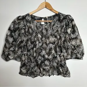 Free People NWOT Black Snakeskin XOXO Smocked Blouse Size Large thumbnail 4