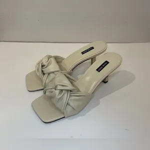 Nine West Knot 3 Ivory Slip On Squared Open Toe Kitten Heels‎ Sandals Size 9 M thumbnail 2