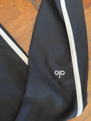 ALO Yoga Black Leggings with Trim thumbnail 2