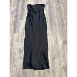 More To Come Emma Strapless‎ Maxi Dress Black Strapless Satin Evening Gown thumbnail 2