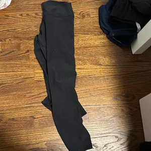 Alo Leggings thumbnail 4