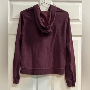 Nike Women’s Maroon Full Zip Hooded with Pockets - Size Small - VGUC thumbnail 2