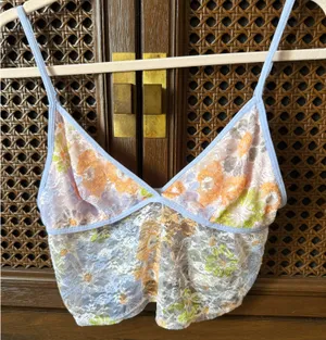 Urban Outfitters Top thumbnail 4