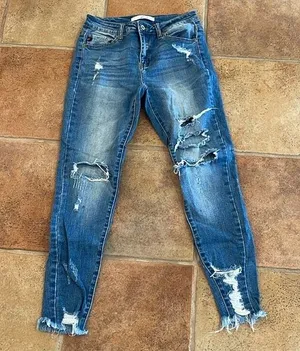 KanCan distressed skinny stretchy jeans size 26 thumbnail 1