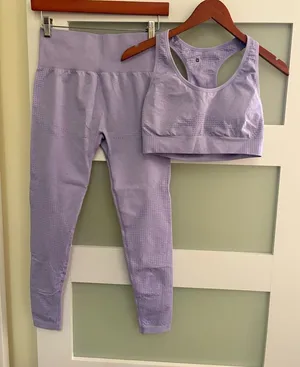 Lilac Purple Amazon Athletic Outfit Top and Bottom Size Medium thumbnail 1