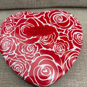 Brighton New Cream Spiral Long Necklace with Heart Tin thumbnail 3