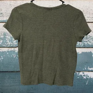 True Craft Waffle Knit Olive Green Crop Tee thumbnail 4