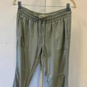 Calvin Klein Jeans Sage Green Linen Blend Joggers Womens Size 2 Utility Pants thumbnail 3
