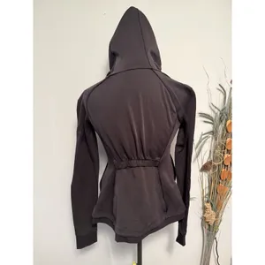 Lululemon Stopover Jacket Full‎ Zip Hooded Vented Black Womens Size 4 thumbnail 3