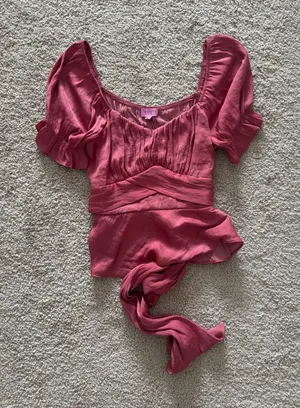 Francesca's Pink top thumbnail 1