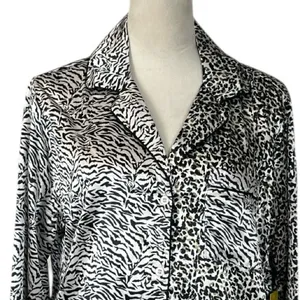 BB Dakota New Satin PJ Set Button Top Shorts Animal Print Women’s Size Medium thumbnail 7