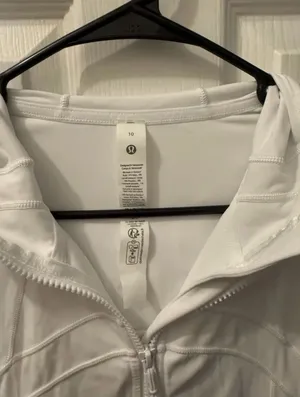 Lululemon Define Jacket Nulu Hooded thumbnail 3