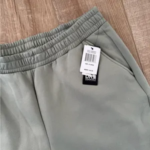 DR Essentials Light Green Sweatpants Gray Size XL thumbnail 3