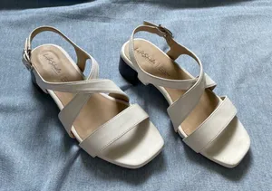 Life Stride Jordan Strappy Sandals Size 6W Wide Width White thumbnail 1