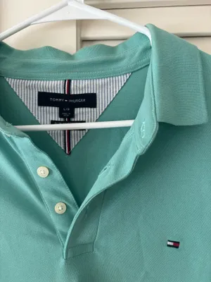 Tommy Hilfiger Shirt thumbnail 2
