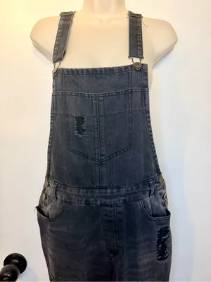Love Tree Denim Overalls Size M Dark Wash Distressed Black Gray Overalls thumbnail 2