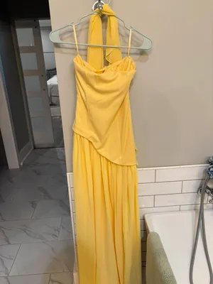 BRAND NEW maxi yellow dress Size 0 thumbnail 3