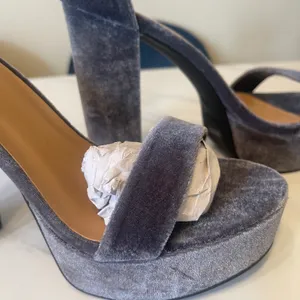 Bamboo Cute Gray velvet ankle straps Y2K 90s platform sandals chunky high heels thumbnail 3