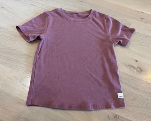 Vuori Pose Fitted ribbed Tee mauve women’s size medium thumbnail 1