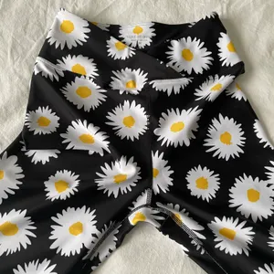Year Of Ours Veronica Daisy Leggings thumbnail 5