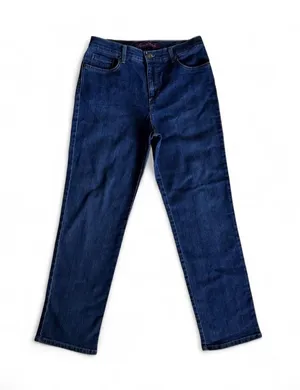     Gloria Vanderbilt Amanda Jeans | Size 8 thumbnail 1