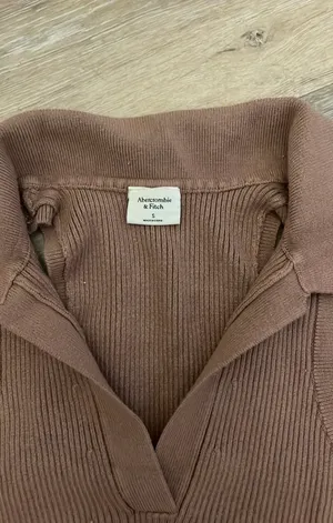 Abercrombie Collared Knit Crop Tank thumbnail 2