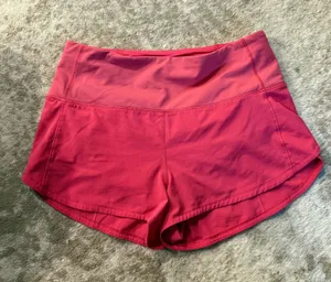 Lululemon Shorts 2.5" Hotty Hot thumbnail 1
