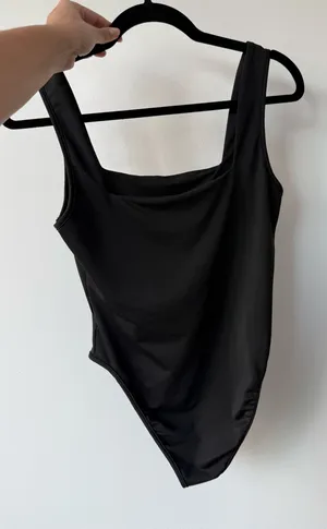 Black Square Neck Bodysuit Size M thumbnail 1