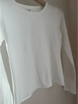 Brandy Melville Long White Sleeve Top thumbnail 5