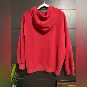 TRENDY QUEEN Viral Soft Red Pullover Hoodie Sweatshirt Women’s Sz M EUC thumbnail 2