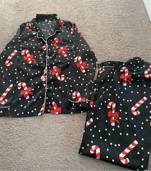 Woman’s Black Candy Cane Print Pajama Set thumbnail 1