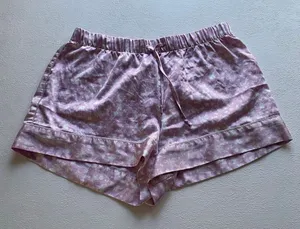 Victoria’s Secret Pink Satin Sleep Shorts Small Star Print Pajama Lounge thumbnail 1