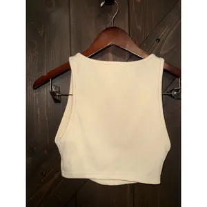 PRINCESS POLLY‎ Sz 2 Tan Beige Ribbed Sleeveless Crop-Length Tank Top thumbnail 3