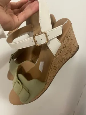 XOXO Wedge Heels With Green Buckle thumbnail 4