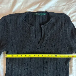 Lauren Ralph Lauren Cable-Knit V-Neck Sweater Medium thumbnail 6