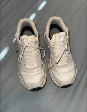On Cloud Women’s Cloudnova Form Sneakers thumbnail 3