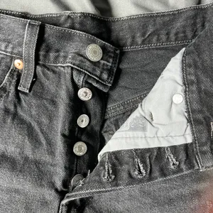 Levi’s 501 Shorts thumbnail 3
