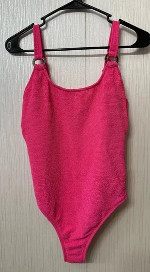Shade and Shore Square Neck Pucker High Leg One Piece size medium 8-10‎ thumbnail 1