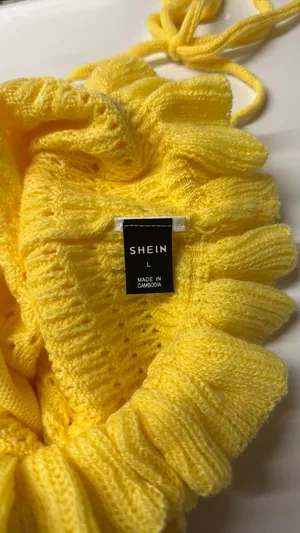SheIn Yellow knitted halter top thumbnail 3
