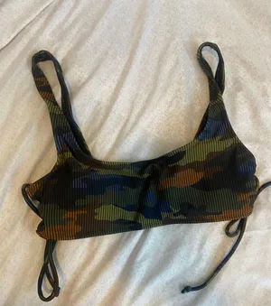 No Boundaries camo swimsuit top thumbnail 1