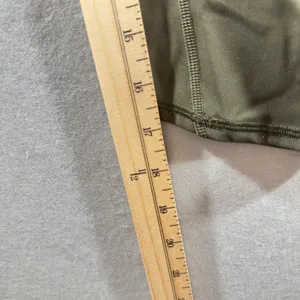 460 |‎ Lululemon Luxtreme Womens 6 High Rise Athletic Crop Leggings Olive Green thumbnail 4